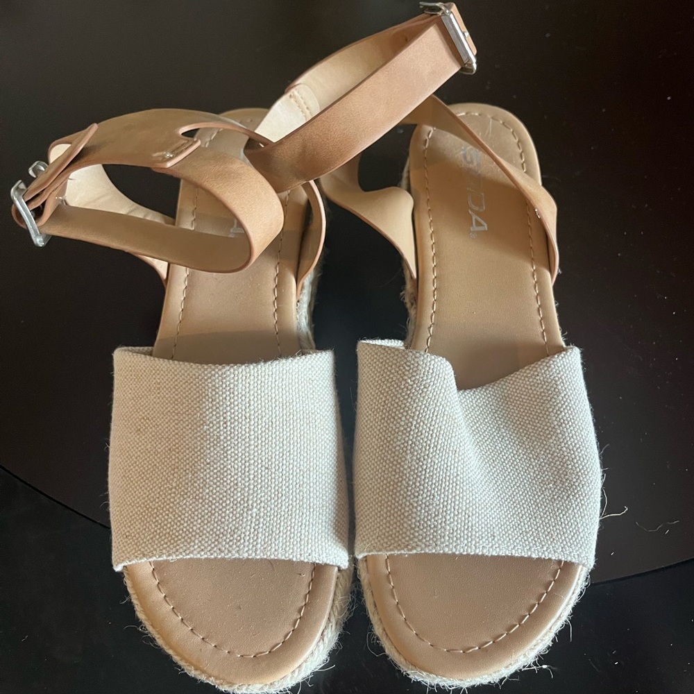 Blowfish Brown and Cream Espadrilles Comfortable Summer Shoes - Picture 7 of 15